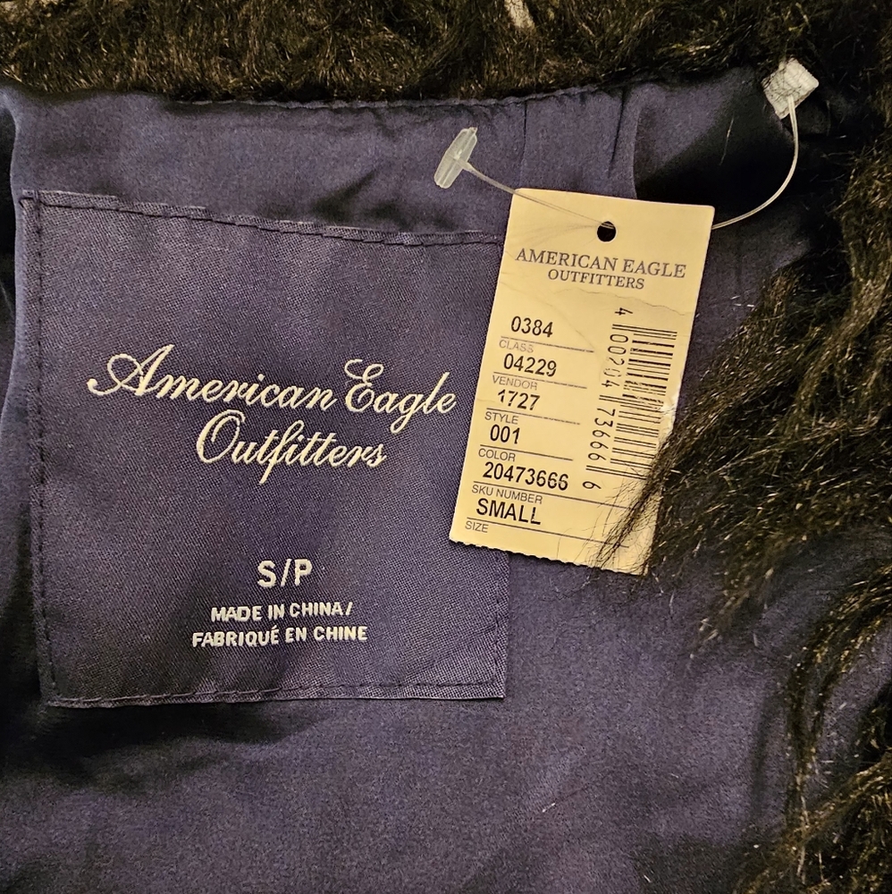 American Eagle Vintage Shag Vest BNWT - Picture 2 of 5